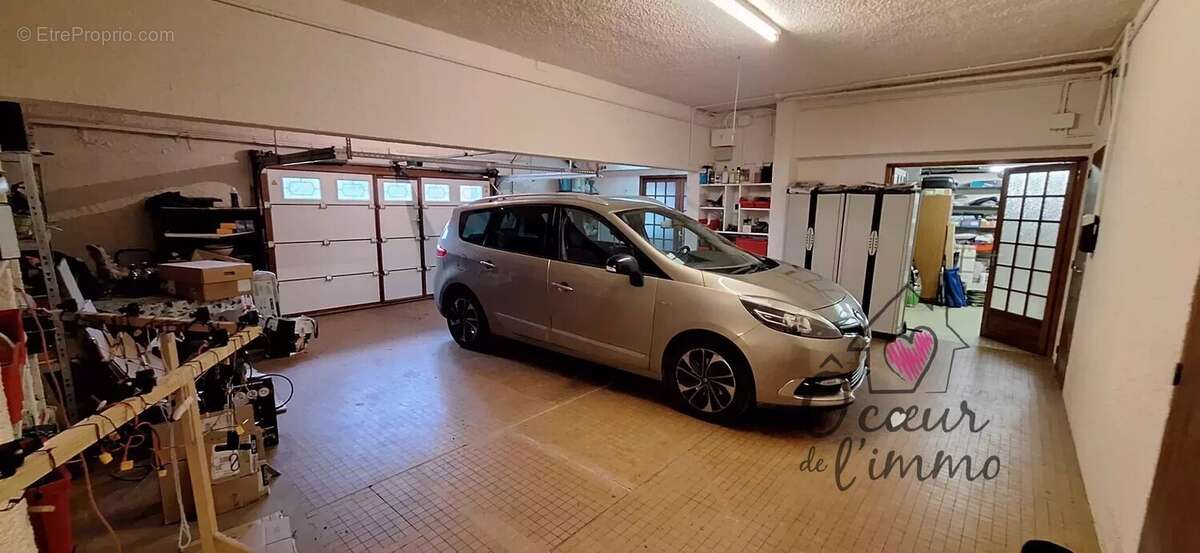 Maison à LA TESSOUALLE