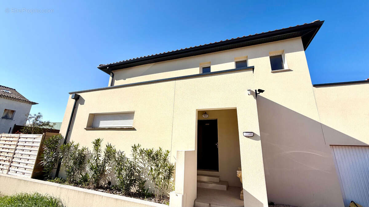 Maison à ALTHEN-DES-PALUDS