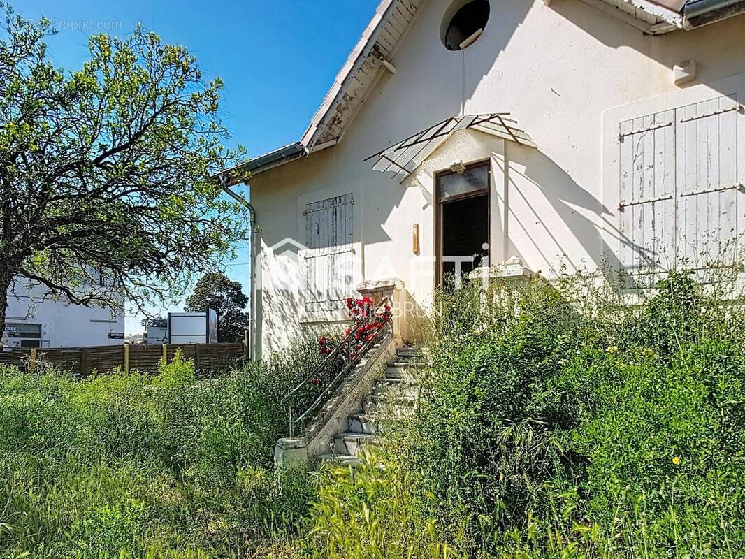 Photo 1 - Maison à VILLENEUVE-LES-BEZIERS
