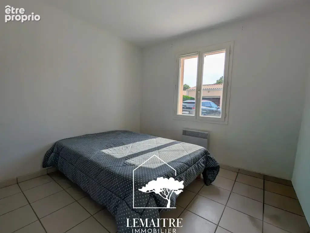 Maison de plain-pied avec piscine   4 chambres   grand terrain de 1 456 m2 - photo 23