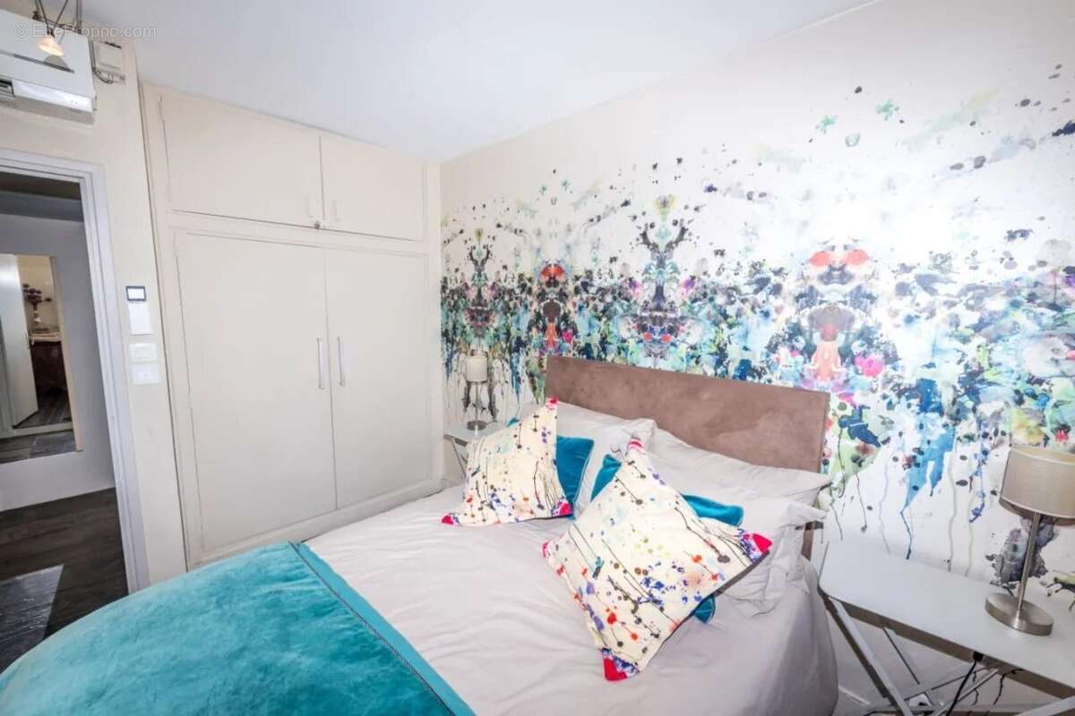 Maison à ROQUEBRUNE-SUR-ARGENS