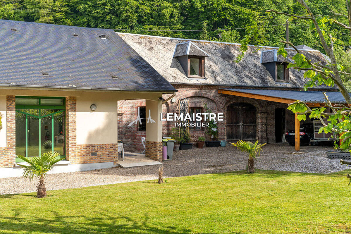 Maison à LILLEBONNE
