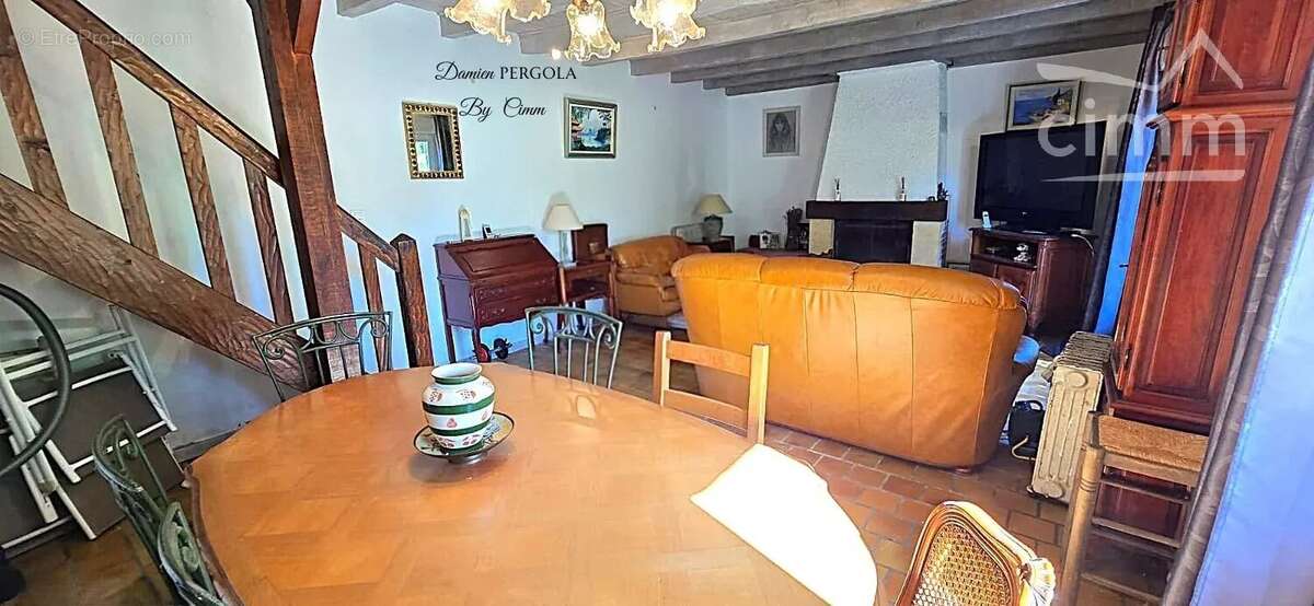 Maison de 107 m² avec grand atelier de 75 m² à deux pas du centre de Montignac-Lascaux - photo 6