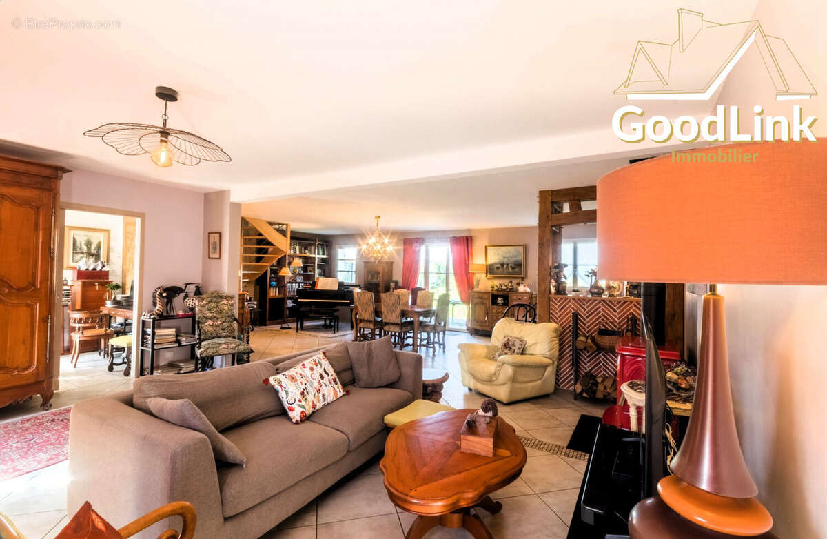 Maison à MOIGNY-SUR-ECOLE