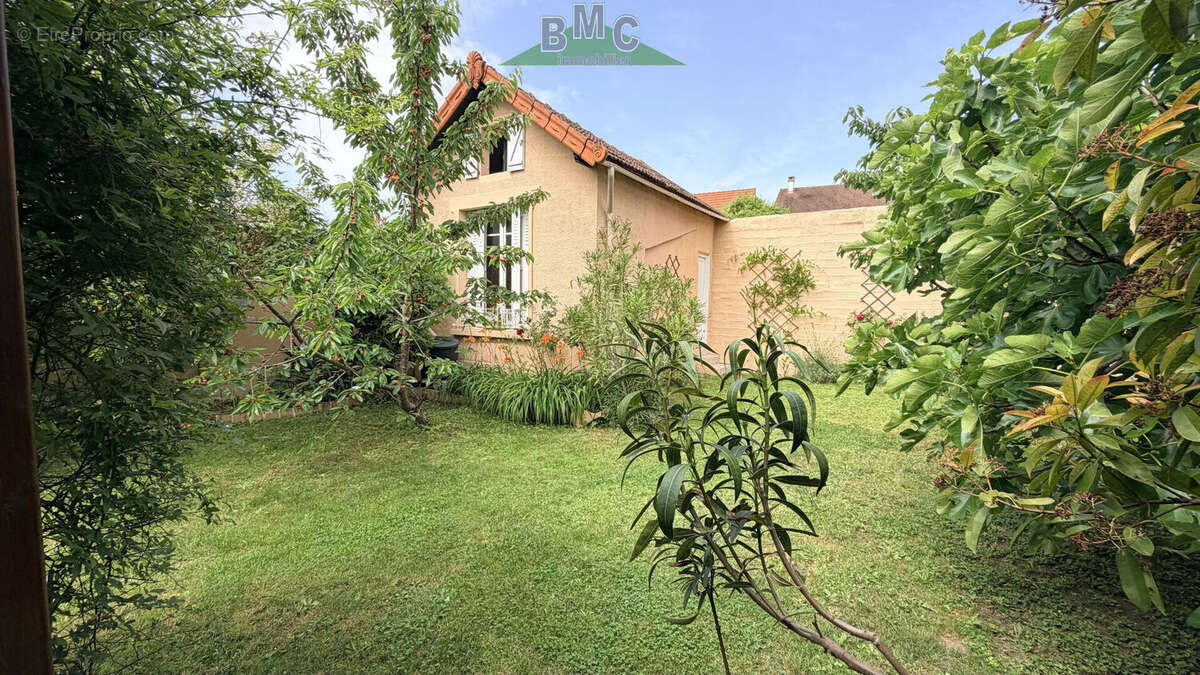 Maison à LE PLESSIS-BOUCHARD