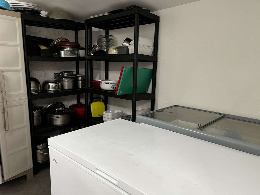 Commerce à CHASSENEUIL-SUR-BONNIEURE