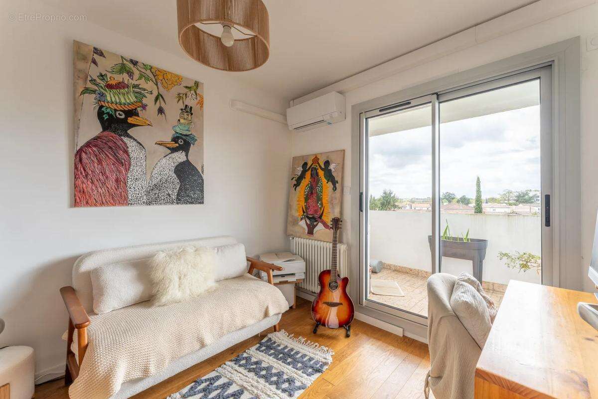 Appartement à BORDEAUX