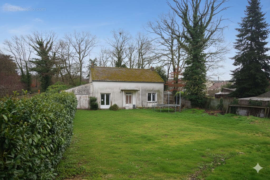 Maison à CHALETTE-SUR-LOING