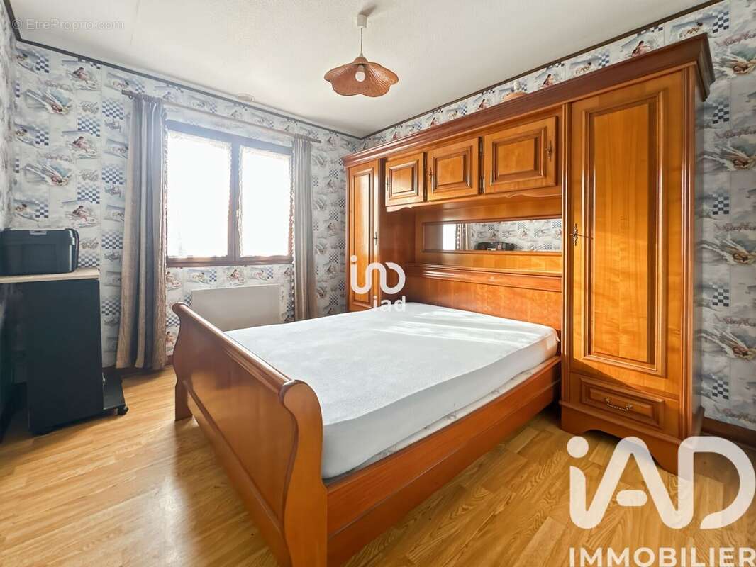 Photo 9 - Maison à VILLENEUVE-SUR-YONNE