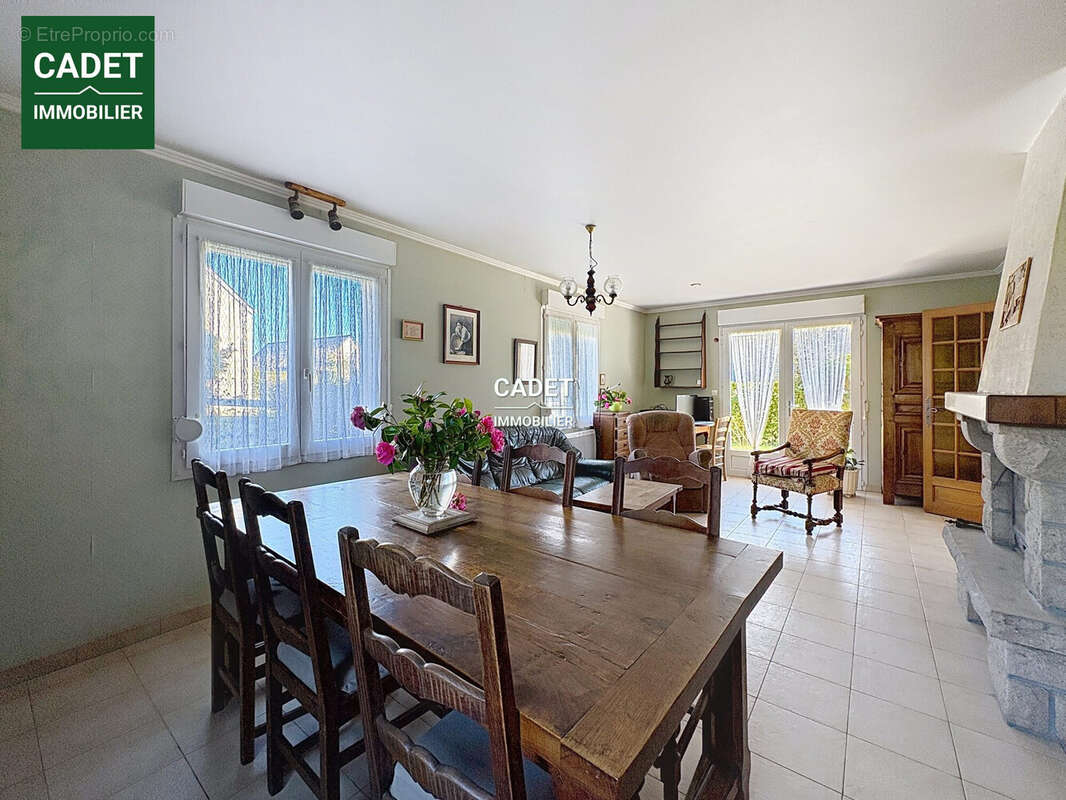 Maison à LA LUCERNE-D'OUTREMER