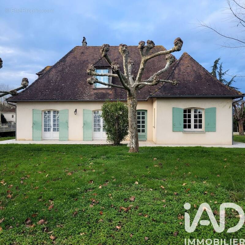 Photo 1 - Maison à SAINT-PIERRE-D'EYRAUD