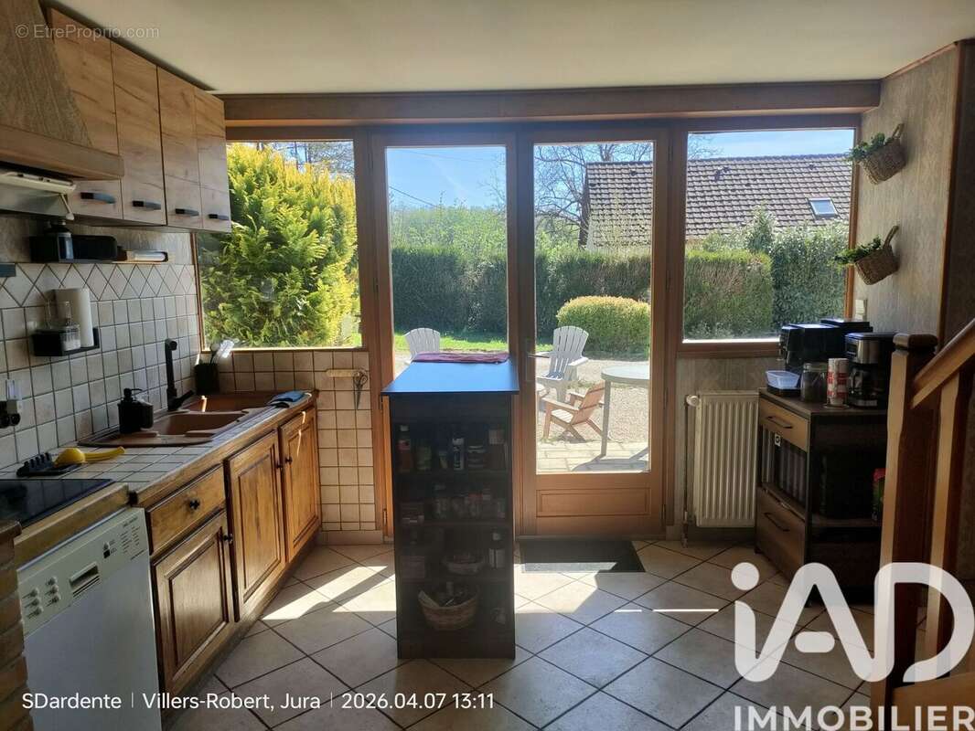 Maison 139 m² à Villers-Robert  - photo 4