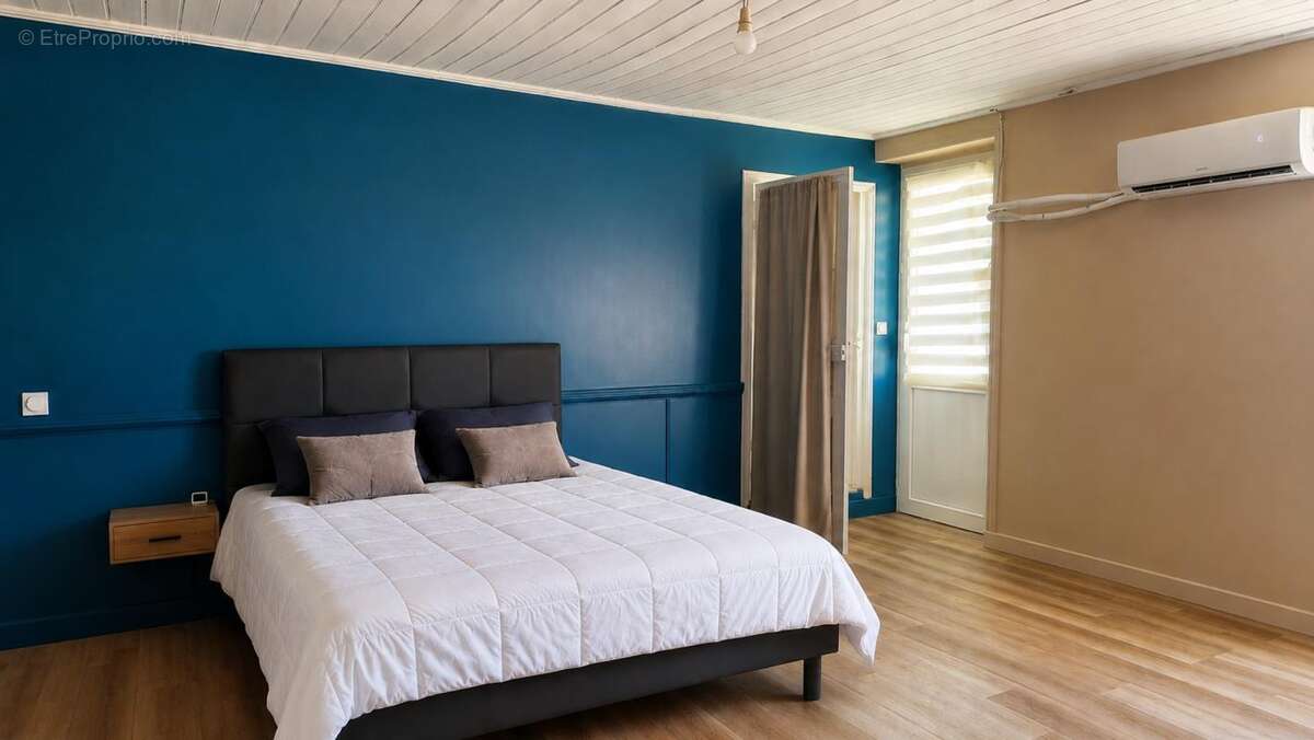 Maison 114 m² à Carhaix-Plouguer  - photo 4