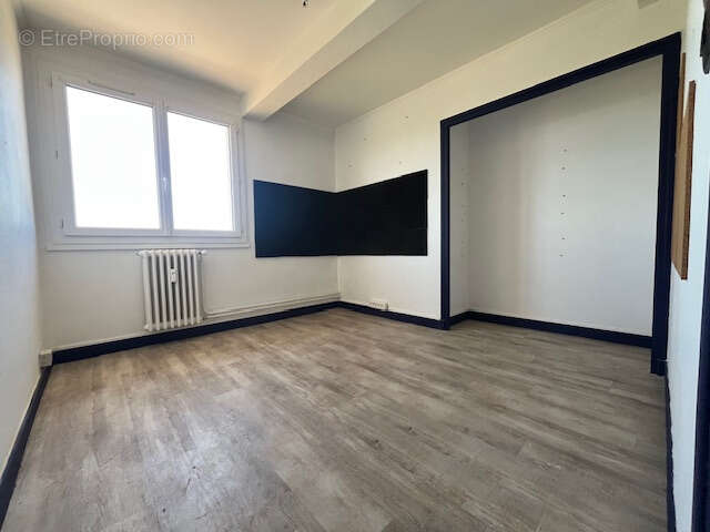 Appartement à SAINT-GERMAIN-DES-FOSSES