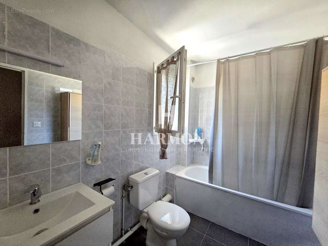Maison T5 en centre ville d'Oloron - photo 7