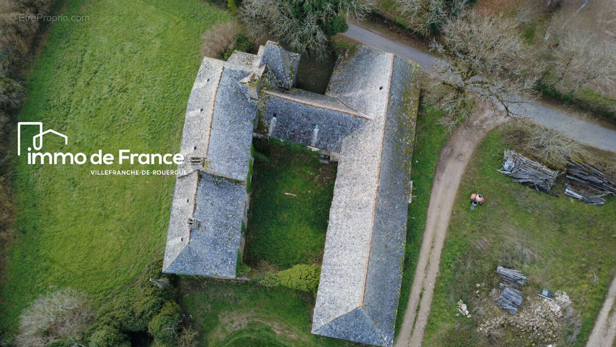 Maison à RIEUPEYROUX