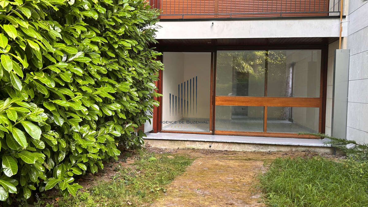 Appartement à LA CELLE-SAINT-CLOUD
