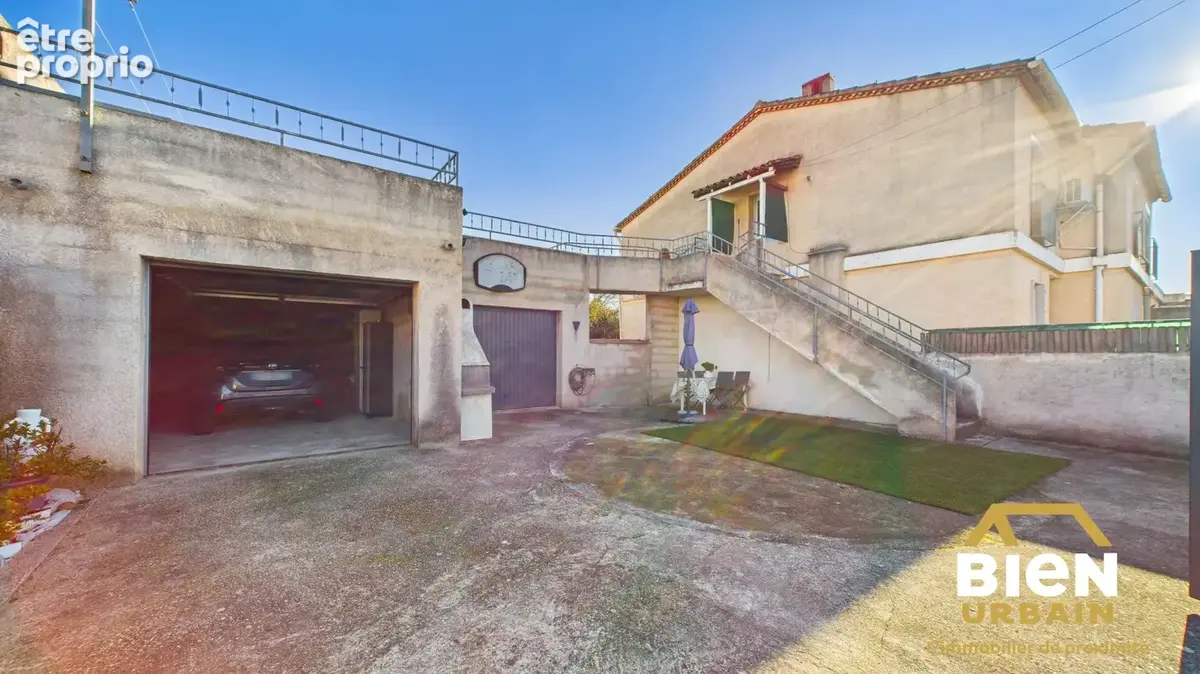 Photo Maison à Garons au prix de 289 000€