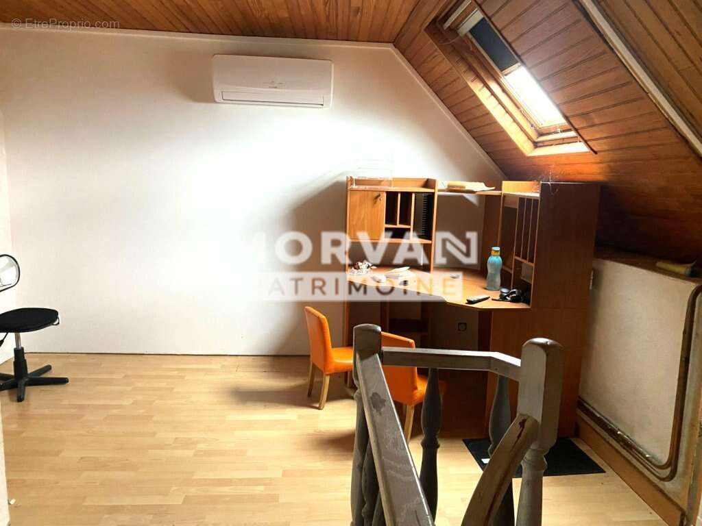 Maison à BILLY-CHEVANNES