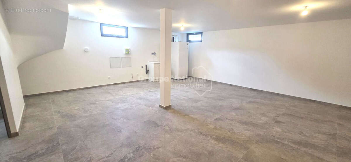 LE ROVE ! VILLA NEUVE de type 4 de 100 m² sur 426 m² de terrain avec terrasse et sous-sol de  50 m² - photo 9
