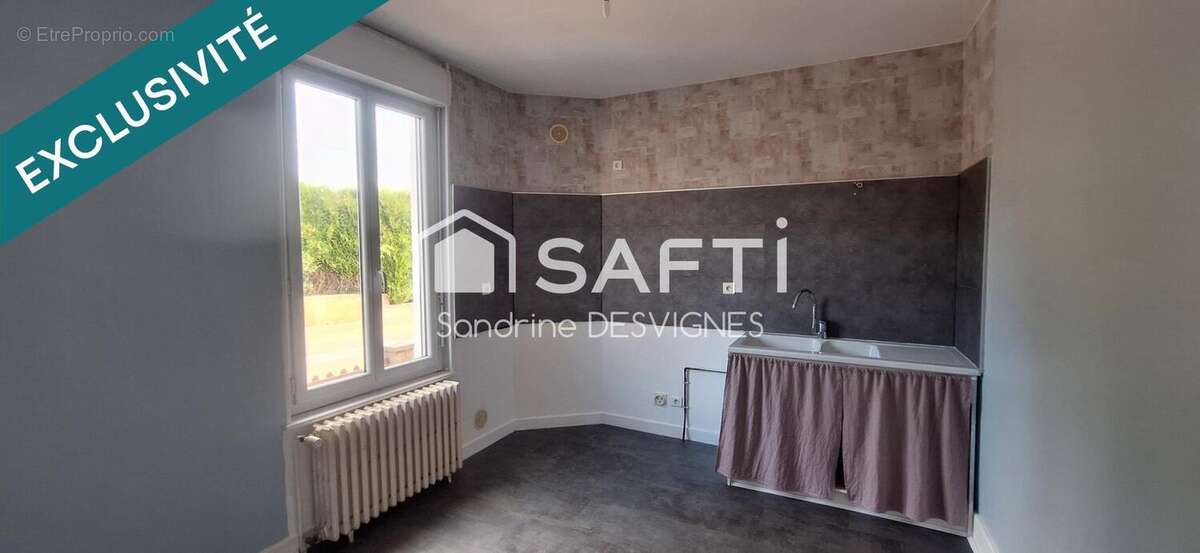 Photo 2 - Maison à LUZY