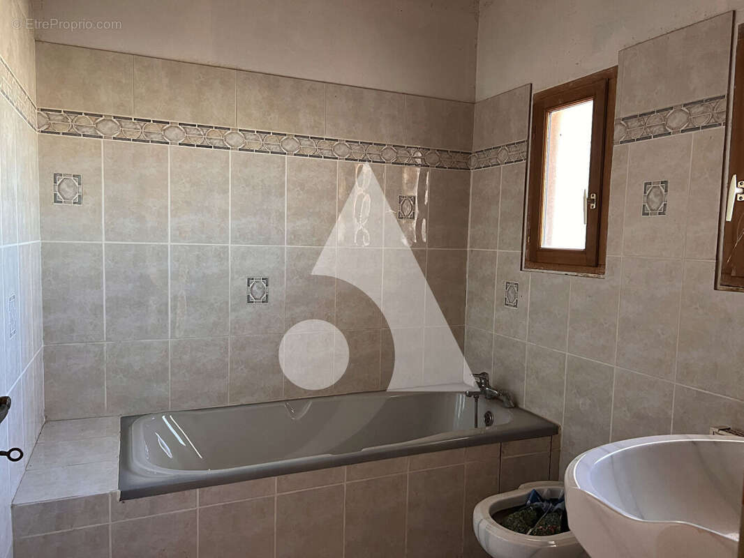 Maison au coeur de Coutras - photo 14
