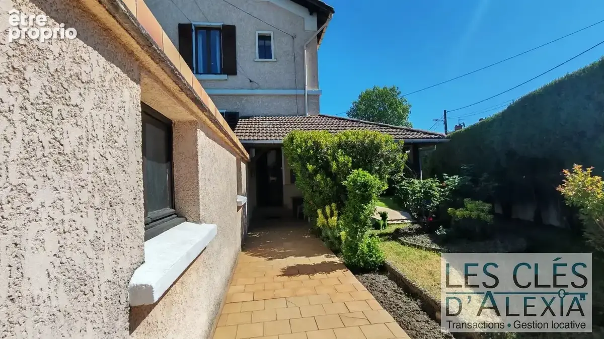 Maison quatre chambres-garage-terrain - photo 2