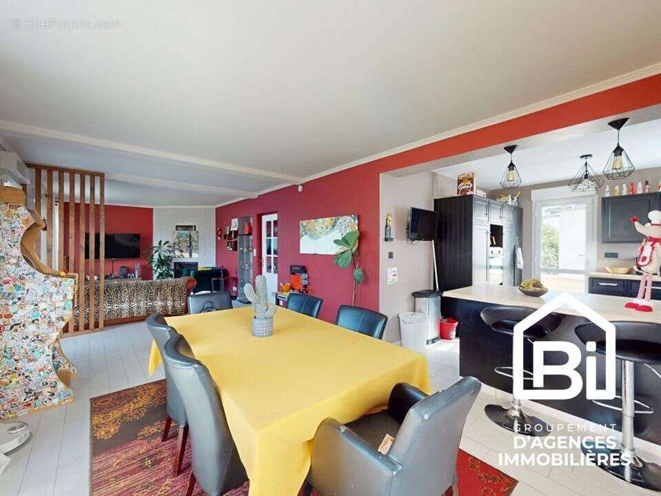 Maison à OUISTREHAM