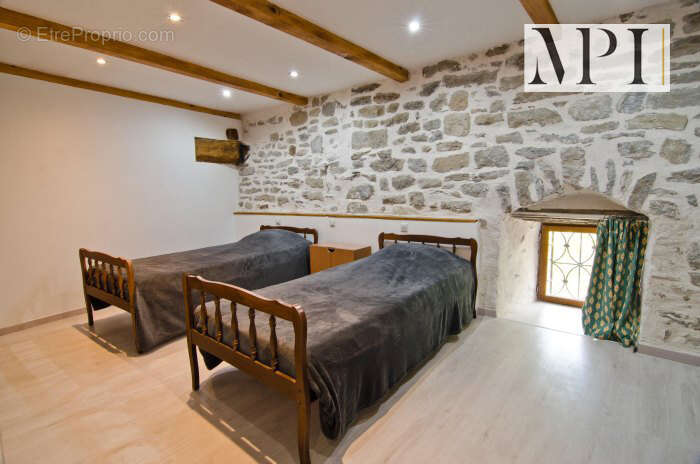 Maison à PEYRIAC-MINERVOIS