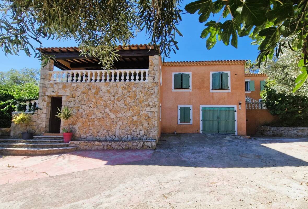 Maison à SAINT-RAPHAEL