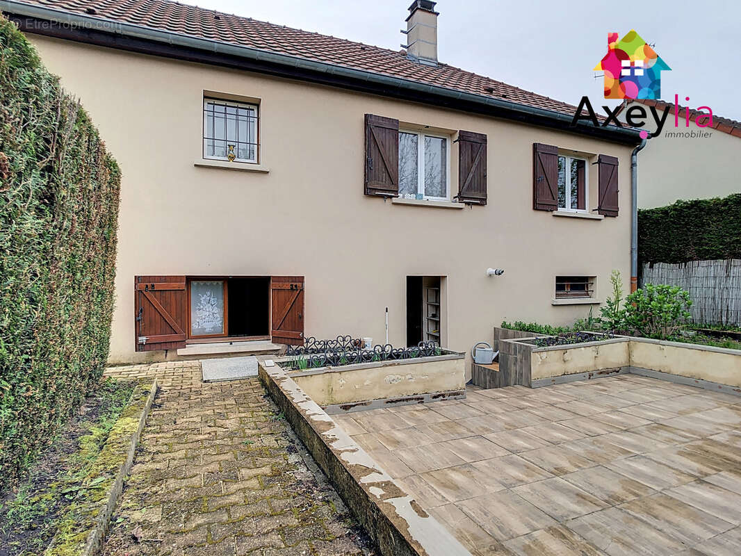 Maison à DIGOIN