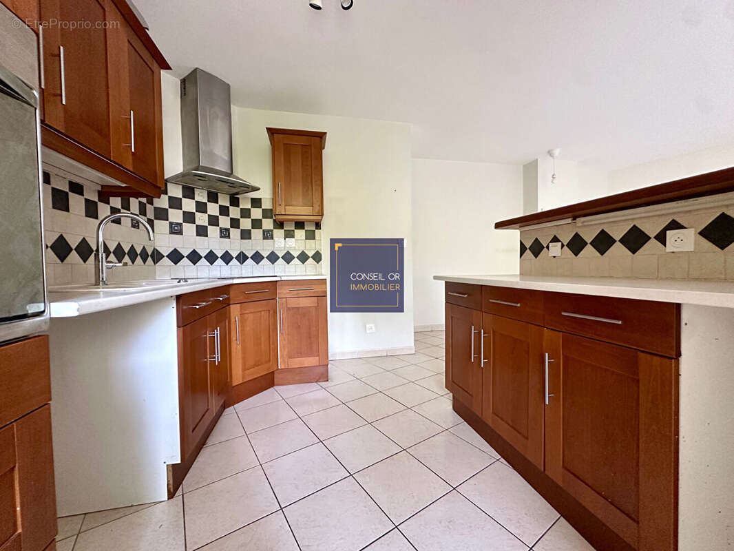 Appartement à OULLINS