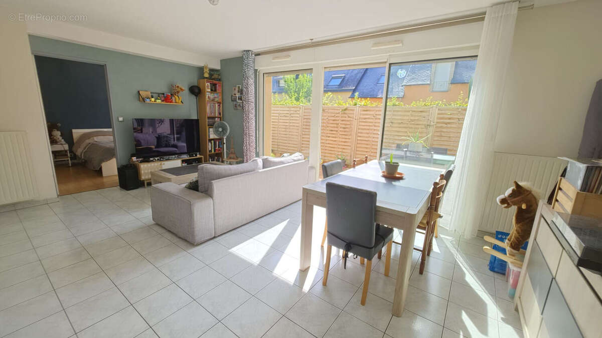 Appartement Le Rheu 4 pièces 82 m2 - photo 3