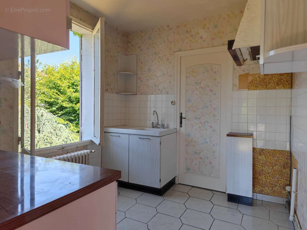 Maison à LUZY