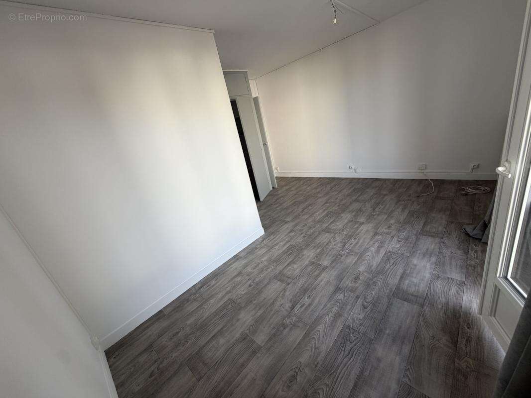 Appartement rénové - photo 2