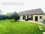 Maison à COURVILLE-SUR-EURE