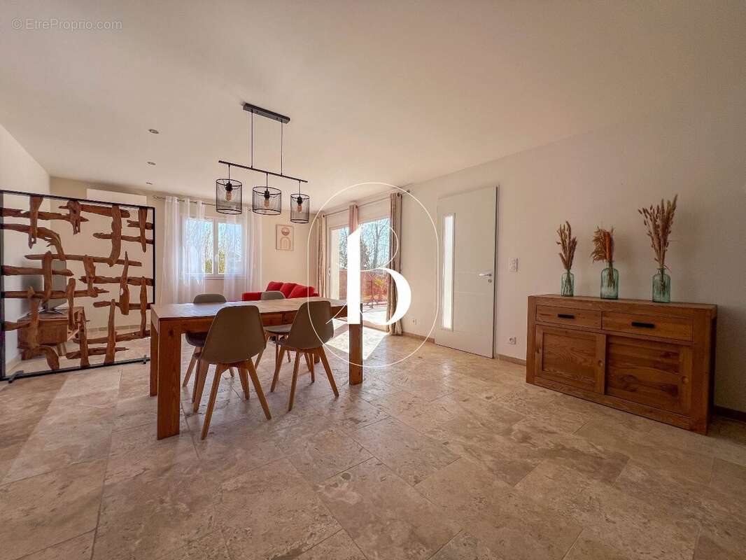 Maison à GOUDARGUES