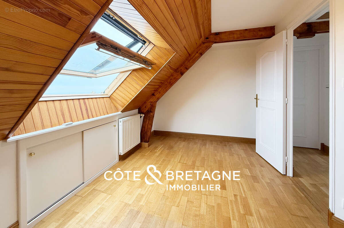 Maison à CLOHARS-CARNOET