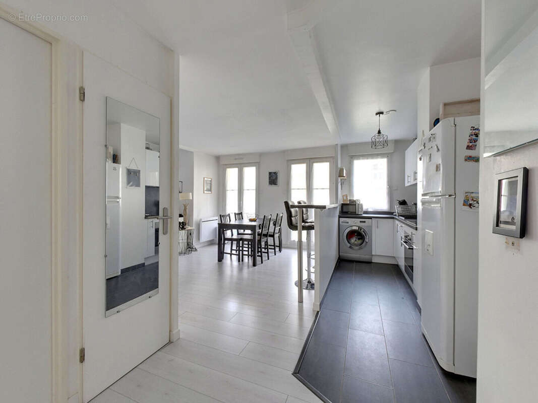 Appartement à PONTAULT-COMBAULT