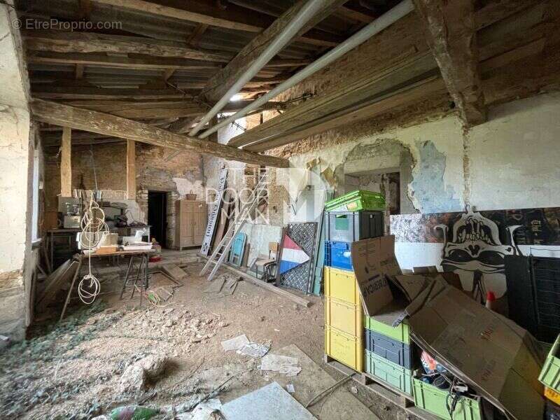 Maison à THOL-LES-MILLIERES