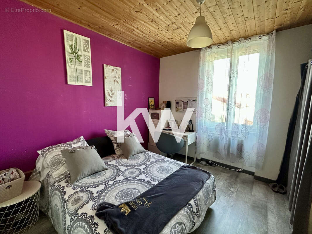 Appartement 88 m² à Saint-Etienne  - photo 5