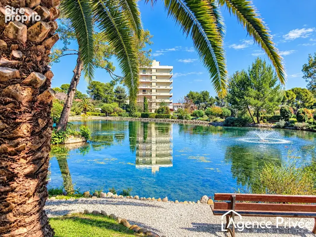 Appartement 4 pièces 93 m² à vendre à Cagnes-Sur-Mer (06800) - photo 2
