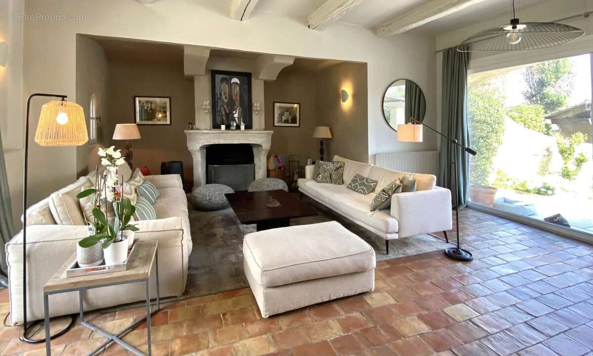 Maison à MANDELIEU-LA-NAPOULE