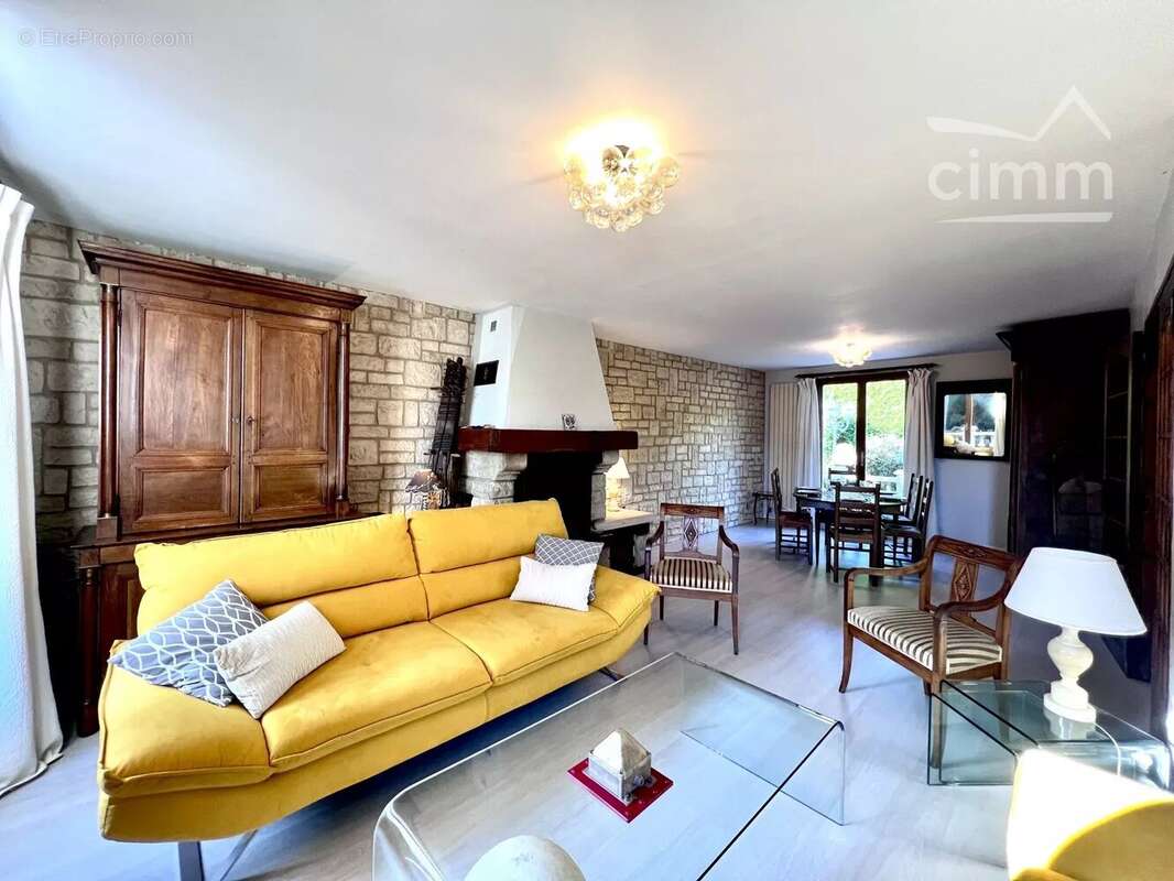 Maison à CROUY-EN-THELLE