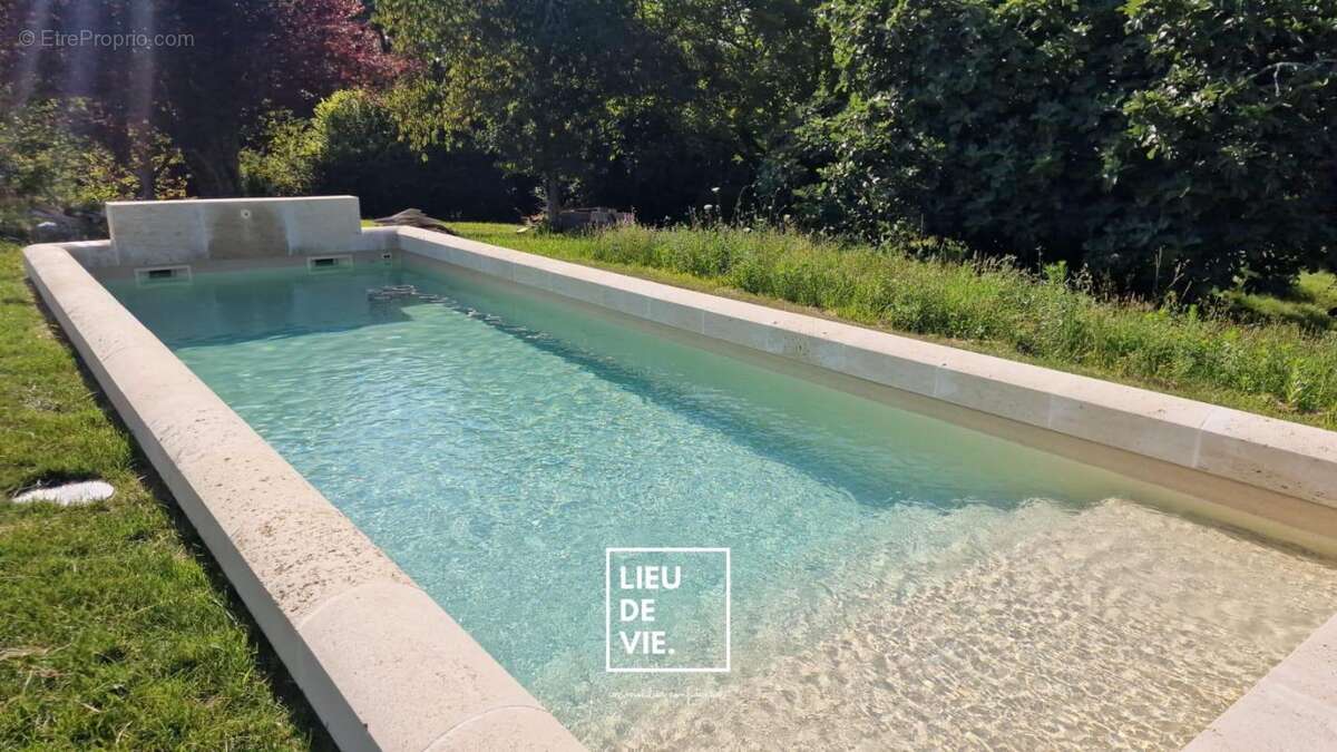 Maison à VILLEGOUGE