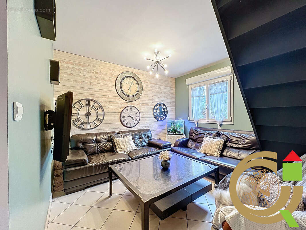 Maison à ESTREELLES