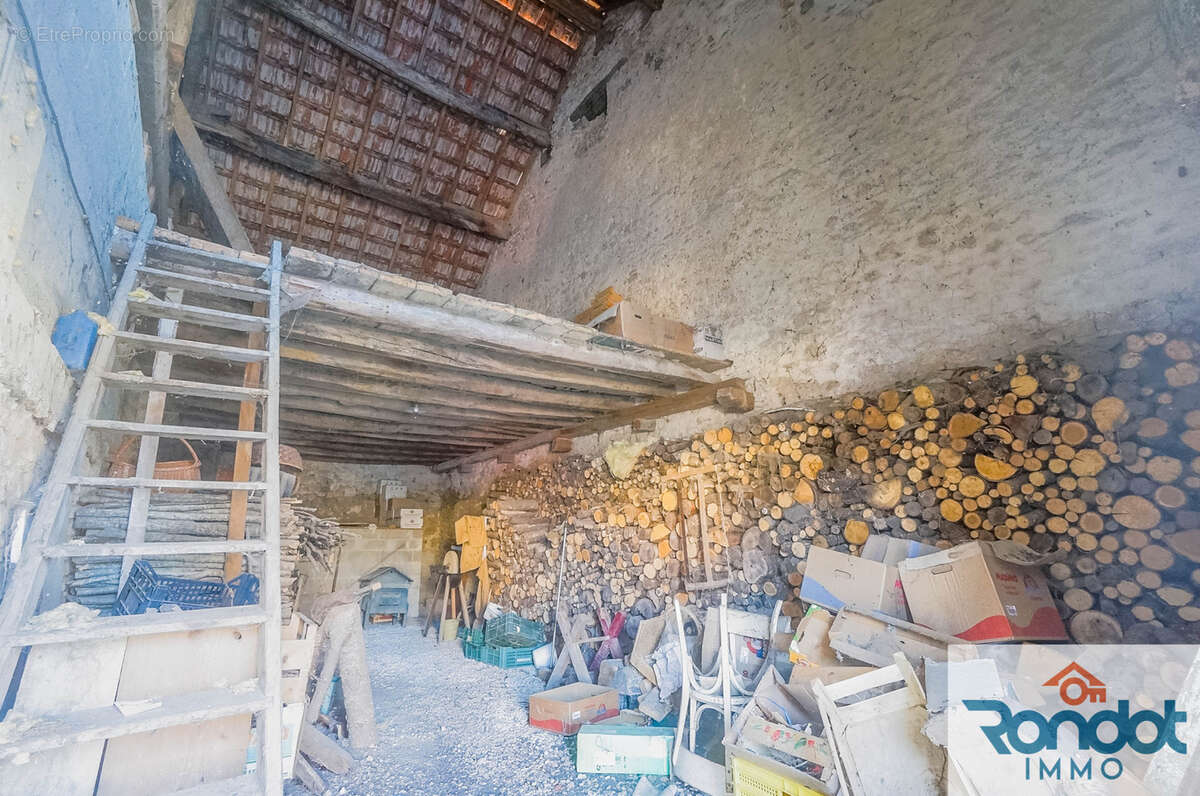 Maison à CUSSEY-LES-FORGES