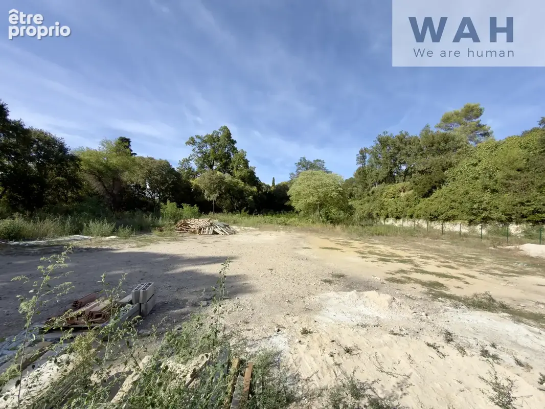 Photo Terrain à Sommieres au prix de 1 750 000€