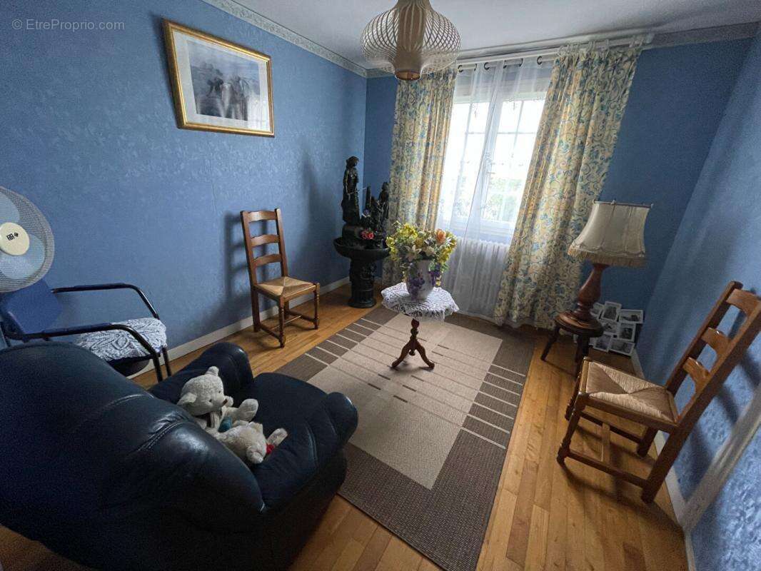 Maison à FAVEROLLES