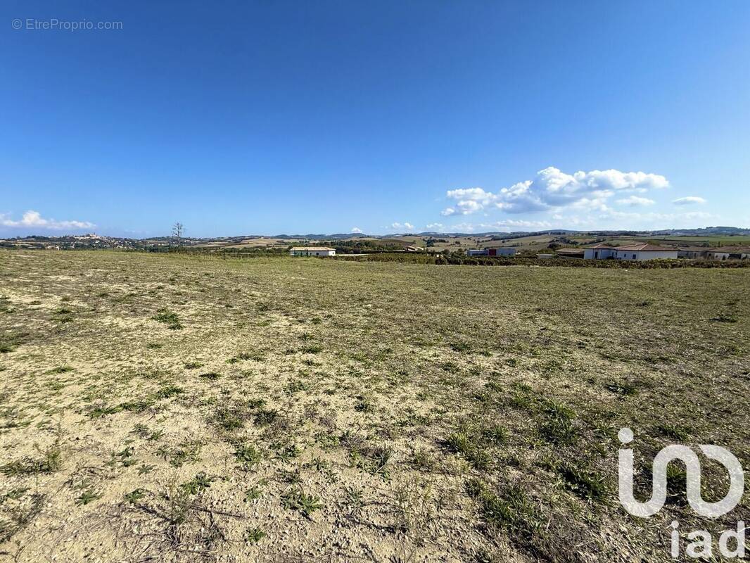 Photo 1 - Terrain à VILLENEUVE-LES-MONTREAL